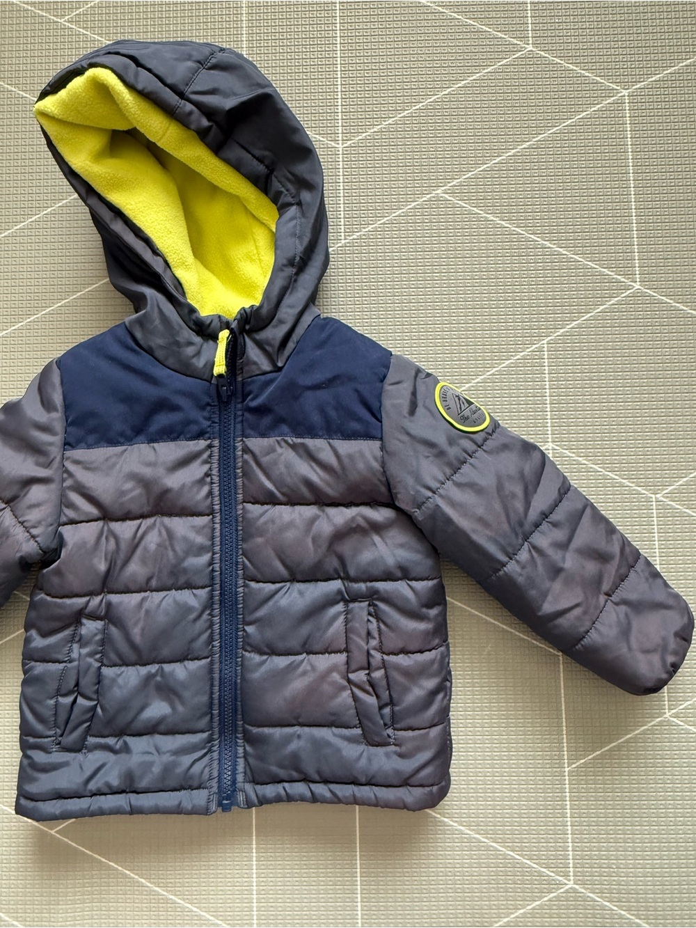 Carters|Baby boy/toddler Hooded Puffer Jacket - Navy & Lime•••3T,Winter staple